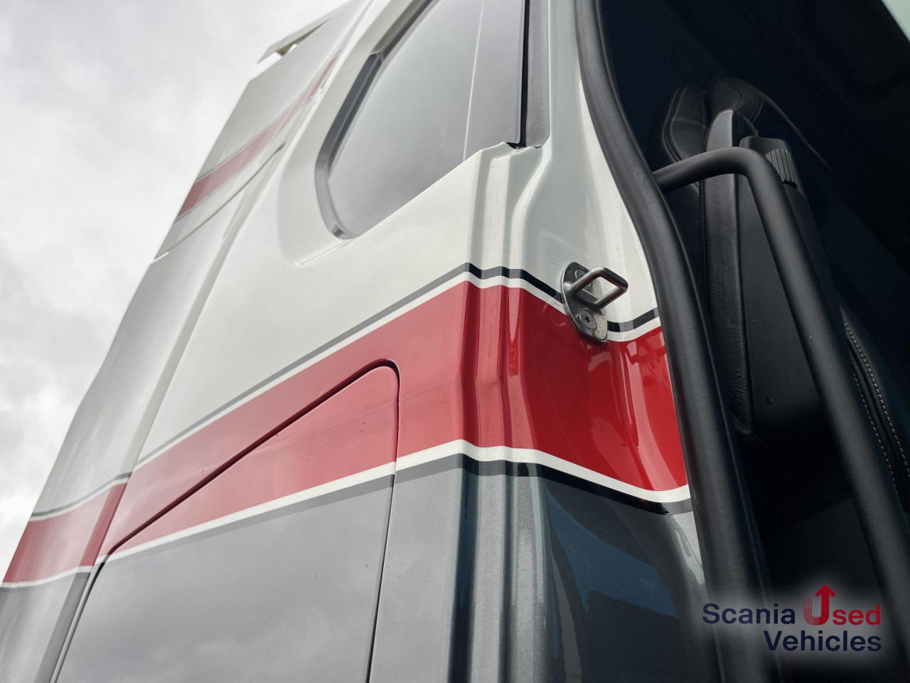 SCANIA S 500 A4x2NB RETARDER FULL AIR P-AIRCO HYDRO 8T - Tractor unit: picture 4 SCANIA S 500 A4x2NB RETARDER FULL AIR P-AIRCO HYDRO 8T - Tractor unit: picture 4