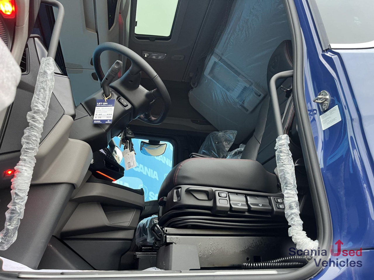 SCANIA S 590 V8 A4x2NB FULL AIR 8T DIFF-L NEW-NEU-NIEUW - Tractor unit: picture 5 SCANIA S 590 V8 A4x2NB FULL AIR 8T DIFF-L NEW-NEU-NIEUW - Tractor unit: picture 5