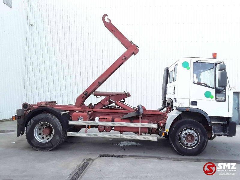 Iveco Eurotrakker 190 E 30 manual pump - Hook lift truck: picture 4 Iveco Eurotrakker 190 E 30 manual pump - Hook lift truck: picture 4