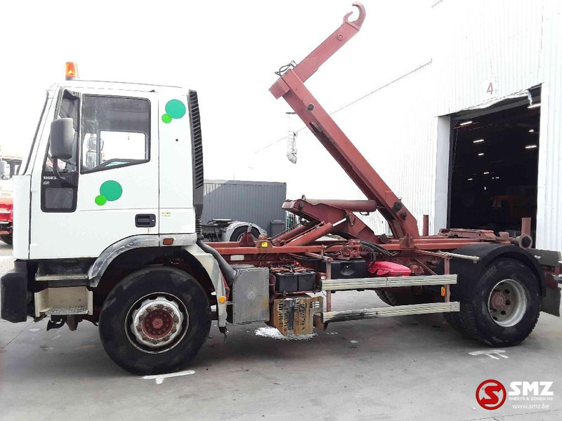 Iveco Eurotrakker 190 E 30 manual pump - Hook lift truck: picture 5 Iveco Eurotrakker 190 E 30 manual pump - Hook lift truck: picture 5