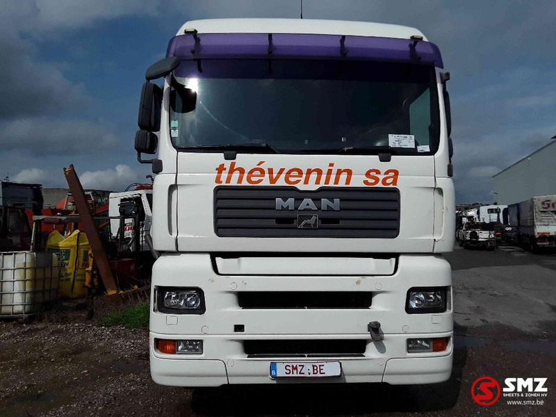 MAN TGA 18.440 - Curtainsider truck: picture 2 MAN TGA 18.440 - Curtainsider truck: picture 2