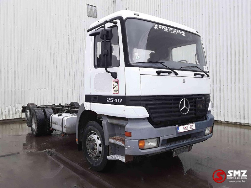 Mercedes-Benz Actros 2540 6x2 francais - Cab chassis truck: picture 1 Mercedes-Benz Actros 2540 6x2 francais - Cab chassis truck: picture 1