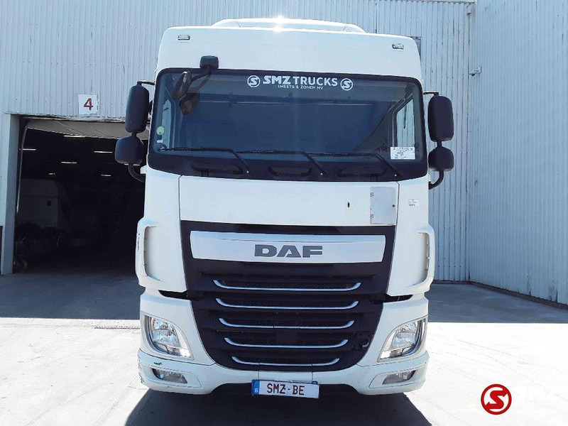 DAF XF 460 Spacecab intarder - Tractor unit: picture 2 DAF XF 460 Spacecab intarder - Tractor unit: picture 2