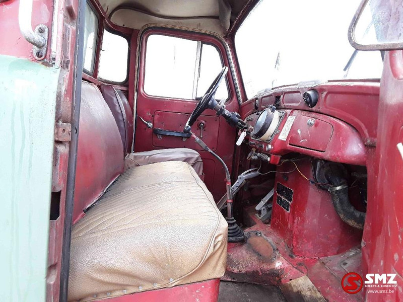 Dropside/ Flatbed truck Volvo: picture 6 Dropside/ Flatbed truck Volvo: picture 6