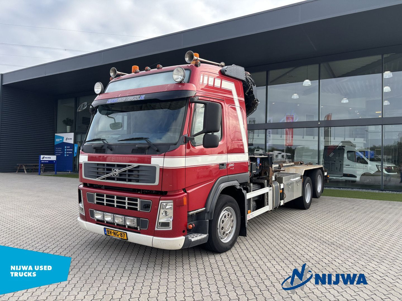 Volvo FM 440 6x2 Kabelsysteem + Kraan - Hook lift truck, Crane truck: picture 1 Volvo FM 440 6x2 Kabelsysteem + Kraan - Hook lift truck, Crane truck: picture 1
