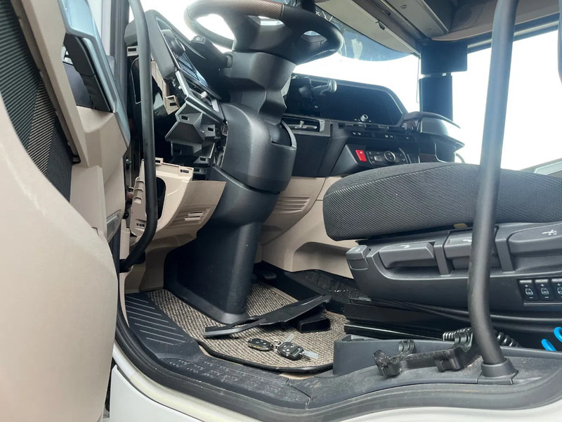 Tractor unit DAF XG+ 480 FT Euro6 SCHADE: picture 11 Tractor unit DAF XG+ 480 FT Euro6 SCHADE: picture 11