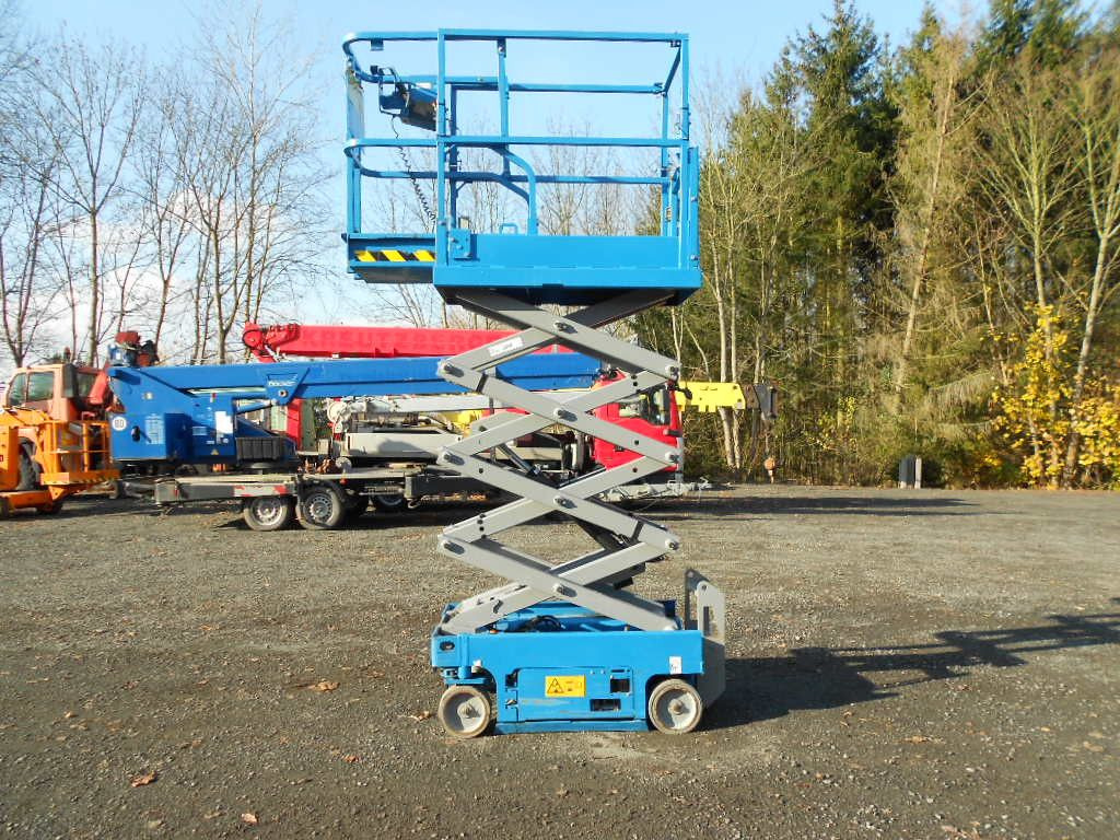 Genie GS 1330, Scherenarbeitsbühne Genie 5,9 m - Scissor lift: picture 4 Genie GS 1330, Scherenarbeitsbühne Genie 5,9 m - Scissor lift: picture 4