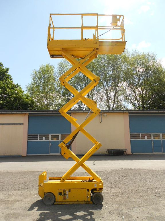 Genie GS 1932, Scherenarbeitsbühne Genie 8 m - Scissor lift: picture 1 Genie GS 1932, Scherenarbeitsbühne Genie 8 m - Scissor lift: picture 1