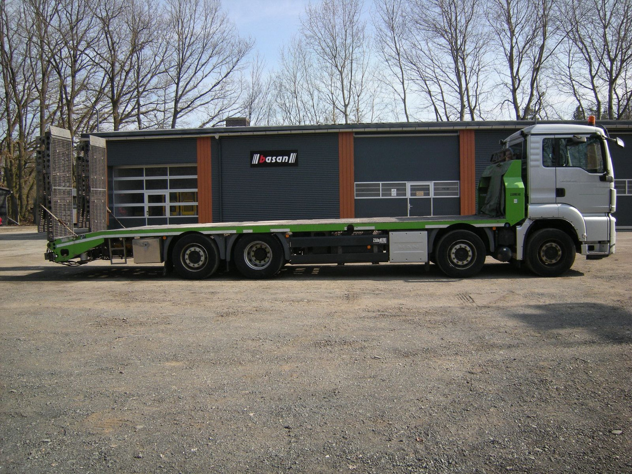 MAN 35.400, Zanner Plateau, Rampen, Winde - Tow truck: picture 1 MAN 35.400, Zanner Plateau, Rampen, Winde - Tow truck: picture 1