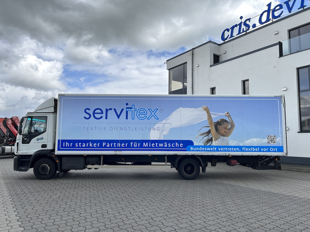 Iveco 120E25 Eurocargo 4x2 Koffer | Ladebordwand - Box truck: picture 5 Iveco 120E25 Eurocargo 4x2 Koffer | Ladebordwand - Box truck: picture 5