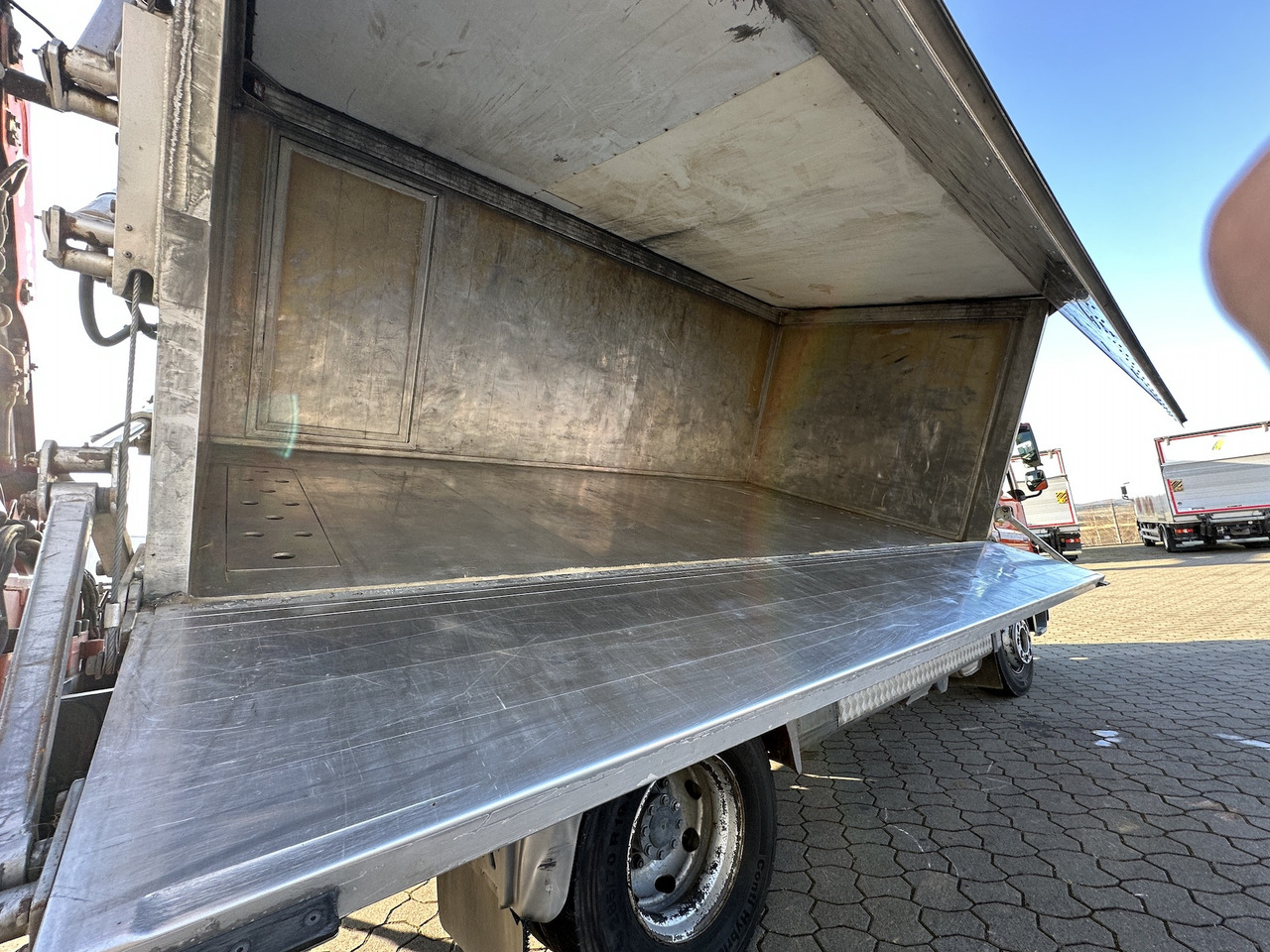 Crane truck, Tipper Mercedes-Benz Atego 1529 4x2 Atlas 57.3-A2 Kadaverkipper: picture 15 Crane truck, Tipper Mercedes-Benz Atego 1529 4x2 Atlas 57.3-A2 Kadaverkipper: picture 15