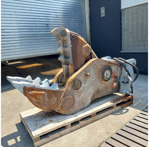 Demarec DSP45 Extreme - Demolition shears for Construction machinery: picture 1 Demarec DSP45 Extreme - Demolition shears for Construction machinery: picture 1