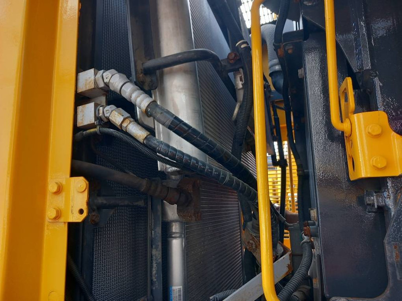 Komatsu WA480-8E0 - Wheel loader: picture 5 Komatsu WA480-8E0 - Wheel loader: picture 5
