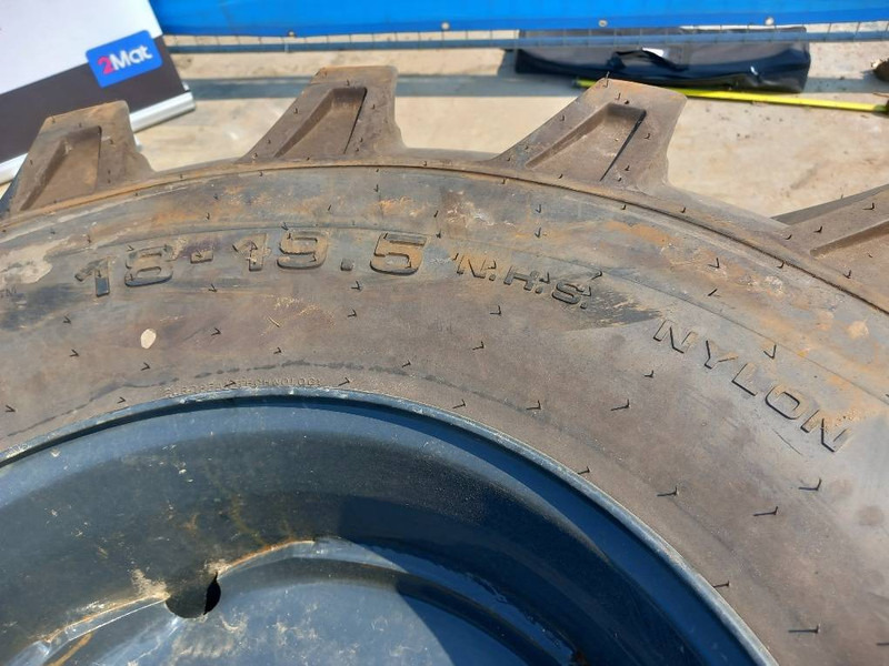 TractionMaster 18-19,5 - Wheels and tires for Material handling equipment: picture 3 TractionMaster 18-19,5 - Wheels and tires for Material handling equipment: picture 3