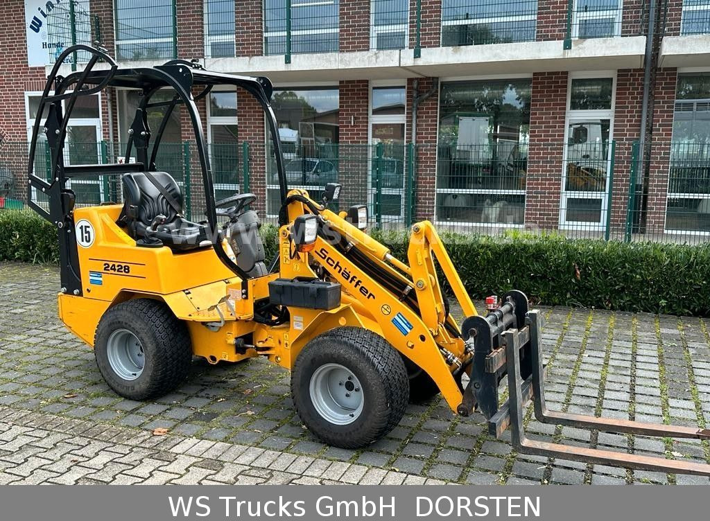 Schäffer 2428 SLT Fahrerschutzkabine , Gabel , Schaufel - Compact loader: picture 4 Schäffer 2428 SLT Fahrerschutzkabine , Gabel , Schaufel - Compact loader: picture 4