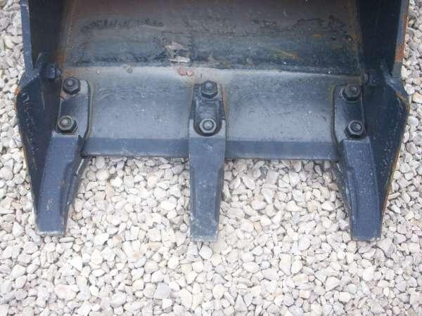 BOBCAT X319 - 450MM - Excavator bucket: picture 4 BOBCAT X319 - 450MM - Excavator bucket: picture 4