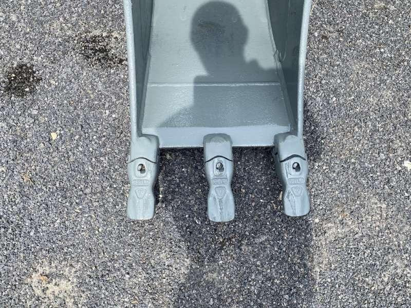MORIN M4 - 430mm - Excavator bucket: picture 2 MORIN M4 - 430mm - Excavator bucket: picture 2