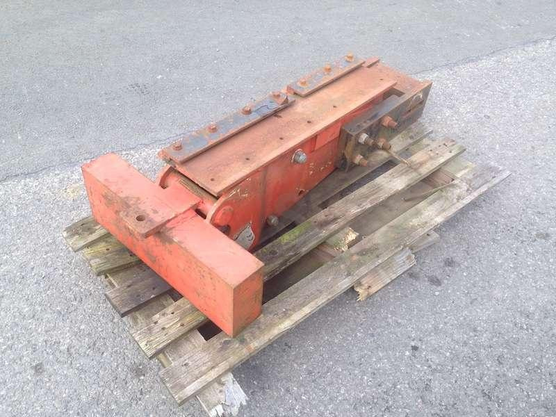 MONTABERT BATEUR A PAL PLANCHE TYPE 70 - Other machinery: picture 2 MONTABERT BATEUR A PAL PLANCHE TYPE 70 - Other machinery: picture 2
