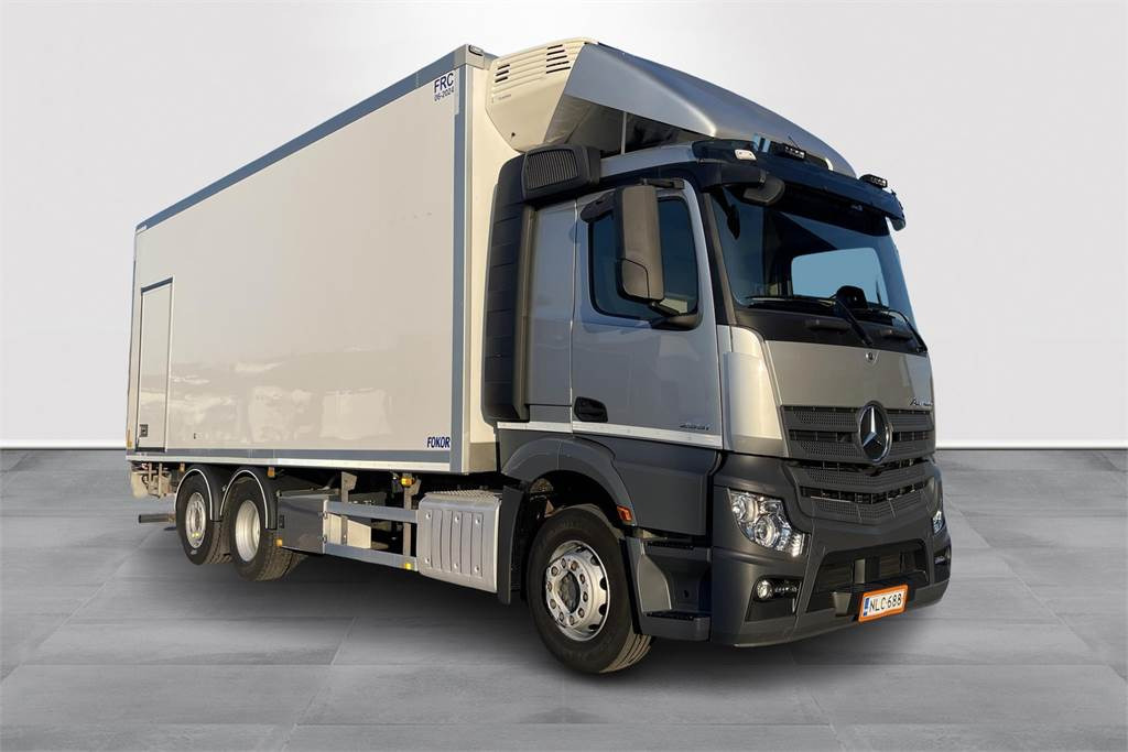 Mercedes-Benz ACTROS L 2551 6x2 FRC 06/2027 - Isothermal truck: picture 3 Mercedes-Benz ACTROS L 2551 6x2 FRC 06/2027 - Isothermal truck: picture 3