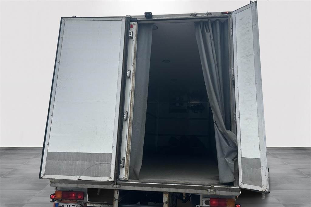Mercedes-Benz AXOR 1829Lnr-4x2/57 - Isothermal truck: picture 5 Mercedes-Benz AXOR 1829Lnr-4x2/57 - Isothermal truck: picture 5