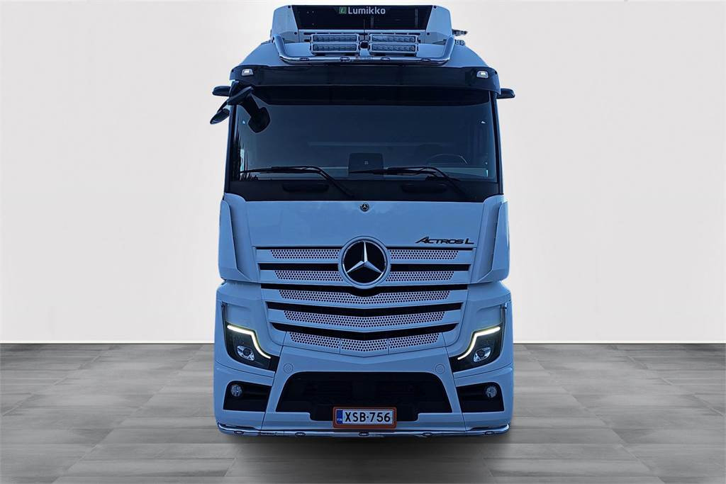 Mercedes-Benz Actros L 3558 - Isothermal truck: picture 2 Mercedes-Benz Actros L 3558 - Isothermal truck: picture 2