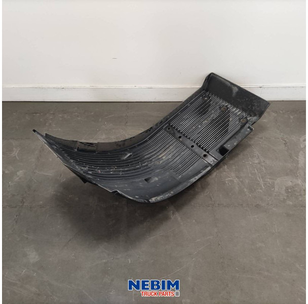 Volvo Volvo - 82141524 - Binnenspatscherm vooras rechts - Spare parts for Truck: picture 2 Volvo Volvo - 82141524 - Binnenspatscherm vooras rechts - Spare parts for Truck: picture 2