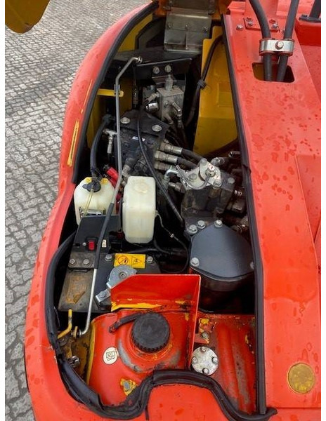 Wheel excavator Komatsu PW 98 MR-8 (12005627): picture 19