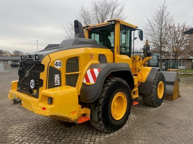 Volvo L 120 H MIETE / RENTAL (12005634) - Wheel loader: picture 5 Volvo L 120 H MIETE / RENTAL (12005634) - Wheel loader: picture 5