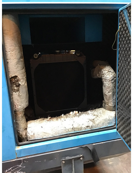 Iveco 1 USED - Water pump: picture 4 Iveco 1 USED - Water pump: picture 4