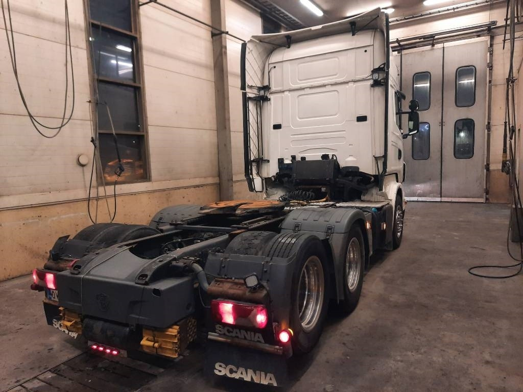 Scania R 560 - Tractor unit: picture 4 Scania R 560 - Tractor unit: picture 4