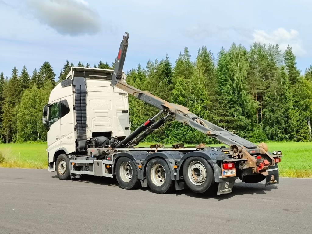 Volvo FH 16 - Hook lift truck: picture 3 Volvo FH 16 - Hook lift truck: picture 3