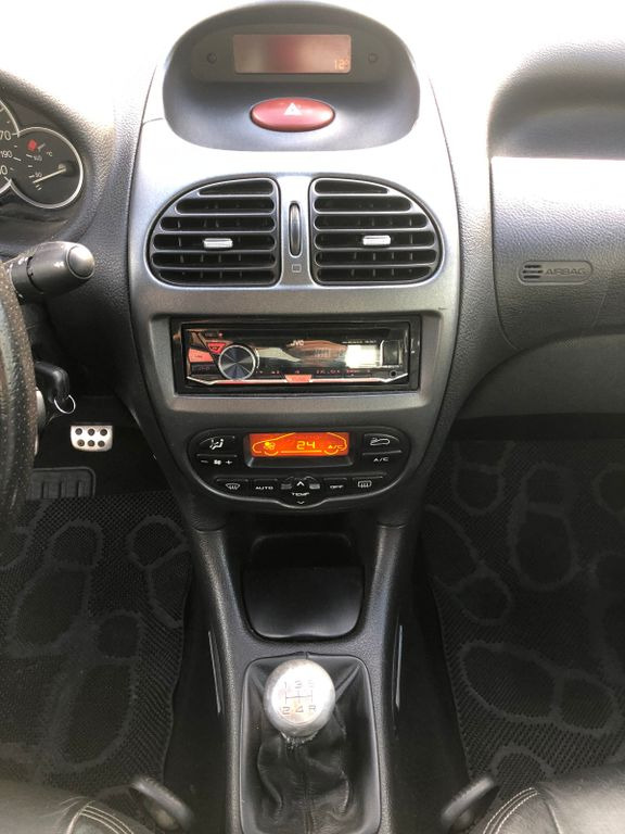 Car Peugeot 206 Cabriolet CC Platinum: picture 12