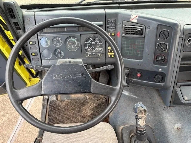 Tipper, Crane truck DAF 65 -180ATI 4x4 FULL STEEL 3-WAY KIPPER AND PALFINGER CRANE (EURO 2 / MANUAL GEARBOX / FULL STEEL SUSPENSION / ETC.): picture 15