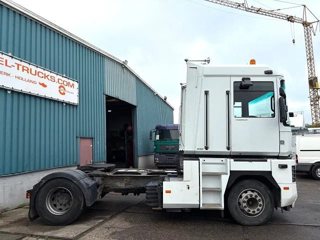Renault Magnum AE 440 E-TECH (MACK ENGINE / ZF16 MANUAL GEARBOX / ZF-INTARDER / P.T.O. / AIRCONDITIONING / ETC.) - Tractor unit: picture 4 Renault Magnum AE 440 E-TECH (MACK ENGINE / ZF16 MANUAL GEARBOX / ZF-INTARDER / P.T.O. / AIRCONDITIONING / ETC.) - Tractor unit: picture 4