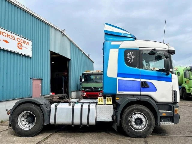 Scania R114-340 LA 4x2 (2 FUEL LINES!!) (EURO 2 / 12 GEARS MANUAL GEARBOX / HYDRAULIC KIT) - Tractor unit: picture 4 Scania R114-340 LA 4x2 (2 FUEL LINES!!) (EURO 2 / 12 GEARS MANUAL GEARBOX / HYDRAULIC KIT) - Tractor unit: picture 4