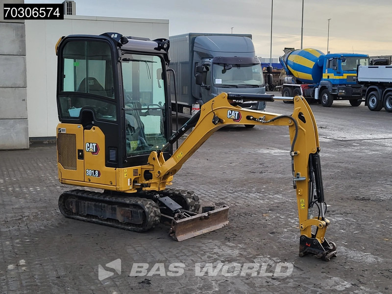 Caterpillar 301.8 - Mini excavator: picture 3 Caterpillar 301.8 - Mini excavator: picture 3