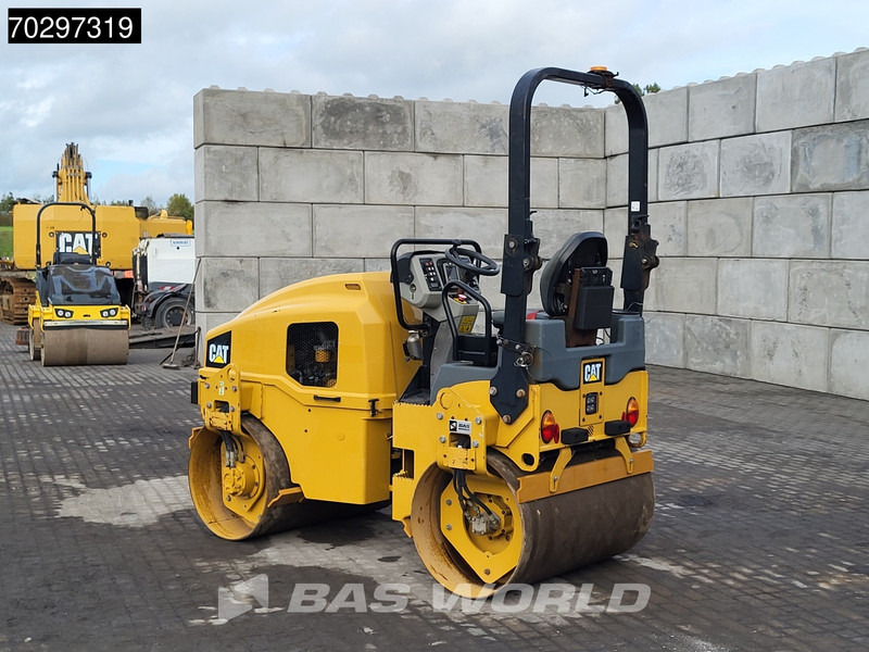 Caterpillar CB2.7 - Roller: picture 2 Caterpillar CB2.7 - Roller: picture 2