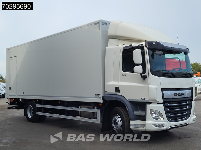 DAF CF 320 4X2 LOW Mileage! 2000kg Ladebordwand Automatic Navi ACC Euro 6 - Box truck: picture 3 DAF CF 320 4X2 LOW Mileage! 2000kg Ladebordwand Automatic Navi ACC Euro 6 - Box truck: picture 3