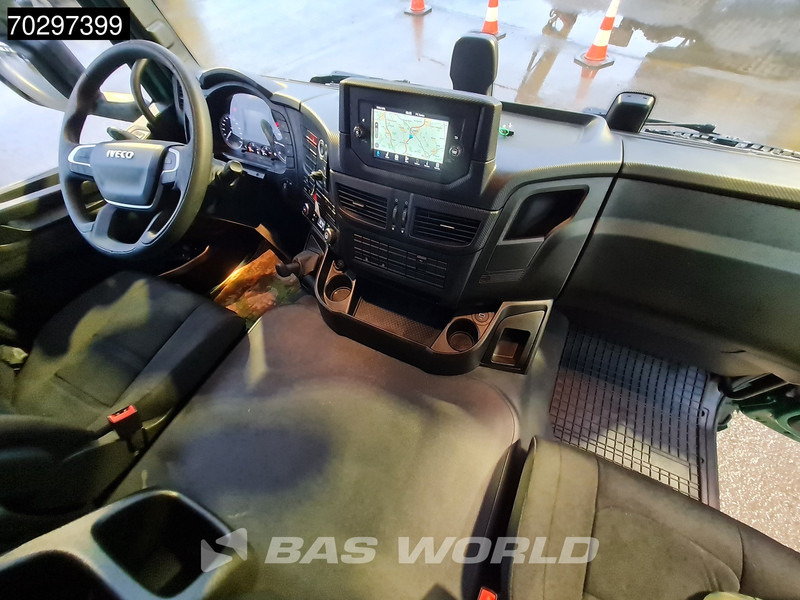 New Curtainsider truck Iveco S-Way 360 4X2 NEW! 18T Wielton Curtainsider Automatic Euro 6: picture 17 New Curtainsider truck Iveco S-Way 360 4X2 NEW! 18T Wielton Curtainsider Automatic Euro 6: picture 17