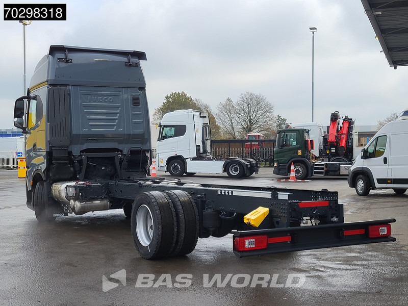 Iveco S-Way 460 4X2 NEW! Chassis FULL AIR ACC LED Euro 6 - Cab chassis truck: picture 2 Iveco S-Way 460 4X2 NEW! Chassis FULL AIR ACC LED Euro 6 - Cab chassis truck: picture 2