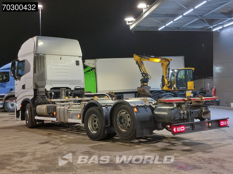 Iveco S-Way 510 6X2 BDF Full Air Automatic Retarder Lift-Axle ACC Euro 6 - Container transporter/ Swap body truck: picture 2 Iveco S-Way 510 6X2 BDF Full Air Automatic Retarder Lift-Axle ACC Euro 6 - Container transporter/ Swap body truck: picture 2