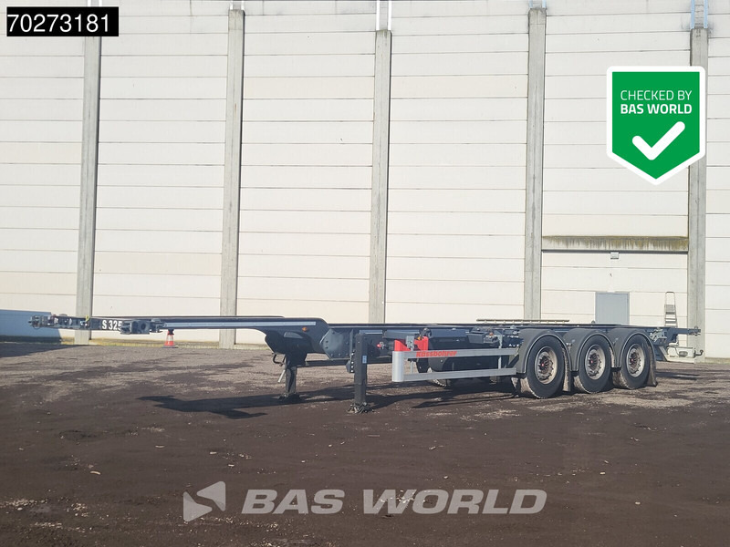 Container transporter/ Swap body semi-trailer Kässbohrer CSRIL0S0E123 3 axles: picture 1