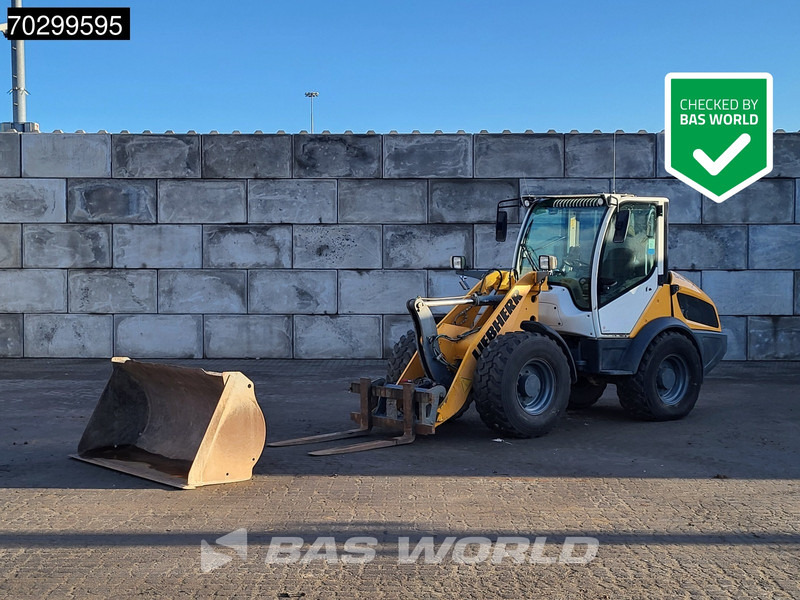Liebherr L506 C L506C Buckets + Forks - Wheel loader: picture 1 Liebherr L506 C L506C Buckets + Forks - Wheel loader: picture 1