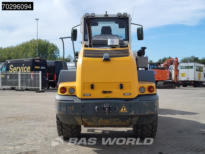 Wheel loader Liebherr L538: picture 7