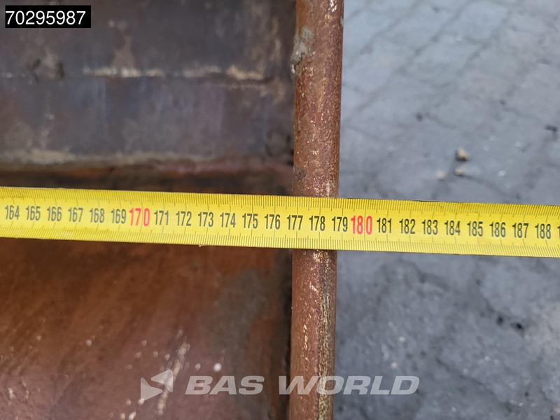 Crawler excavator Liebherr R922 LC Select: picture 16