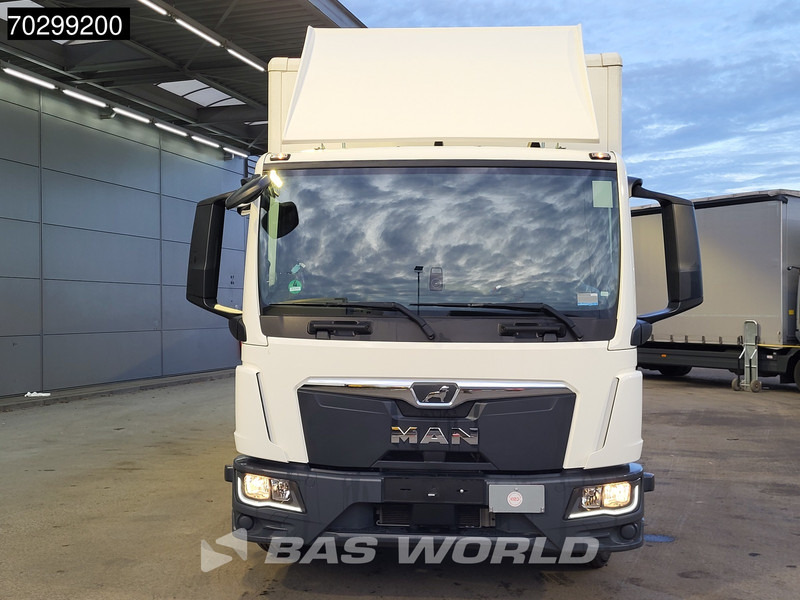 Box truck MAN TGL 12.250 4X2 12tonner LOW Mileage 1500kg Ladebordwand Automatic Euro 6: picture 8 Box truck MAN TGL 12.250 4X2 12tonner LOW Mileage 1500kg Ladebordwand Automatic Euro 6: picture 8