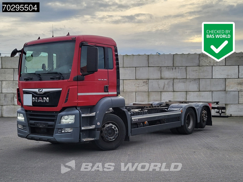 MAN TGS 26.320 TGS 6X2 ADR BDF Lift + Steering Axle Euro 6 - Container transporter/ Swap body truck: picture 1 MAN TGS 26.320 TGS 6X2 ADR BDF Lift + Steering Axle Euro 6 - Container transporter/ Swap body truck: picture 1