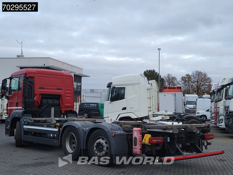 MAN TGS 26.320 TGS 6X2 ADR BDF Lift + Steering Axle Euro 6 - Container transporter/ Swap body truck: picture 2 MAN TGS 26.320 TGS 6X2 ADR BDF Lift + Steering Axle Euro 6 - Container transporter/ Swap body truck: picture 2