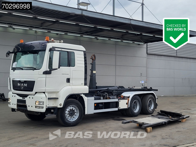 MAN TGS 33.440 6X4 25Ton AJK NHS25-5930 hooklift with 5th wheel Wechselsystem Manual Big-Axle Euro 5 - Hook lift truck: picture 1 MAN TGS 33.440 6X4 25Ton AJK NHS25-5930 hooklift with 5th wheel Wechselsystem Manual Big-Axle Euro 5 - Hook lift truck: picture 1