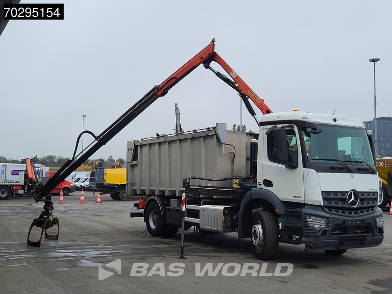 Tipper, Crane truck Mercedes-Benz Actros 1833 4X2 Palfinger PK7.501 SLD Kran Crane 17m3 tipper Big-Axle Euro 6: picture 9 Tipper, Crane truck Mercedes-Benz Actros 1833 4X2 Palfinger PK7.501 SLD Kran Crane 17m3 tipper Big-Axle Euro 6: picture 9